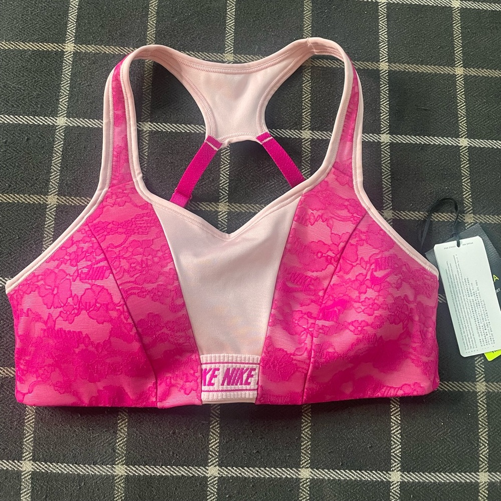 Nike Alpha Sports Bra ( never worn )